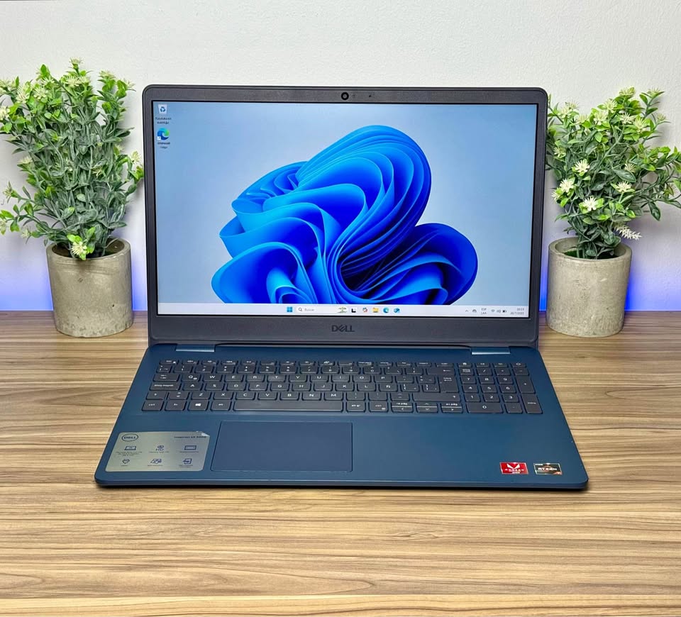 Laptop Dell Ryzen 7 Blue con Gráfica, 16 de RAM y 256 NVMe M.2 SSD 🇺🇸