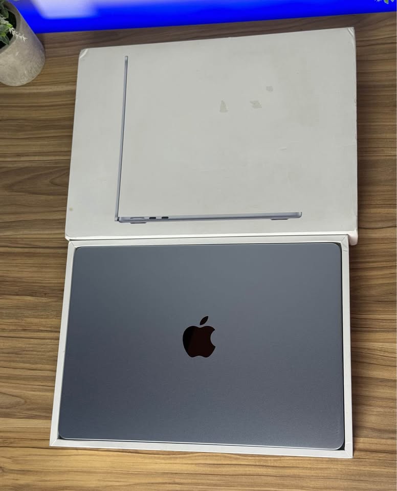 MacBook Air 2025 Azul Cielo | M4 – 16 GB RAM – 256 GB SSD – 13.6”
