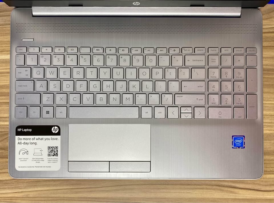 Notebook HP Modelo Nuevo, 8 de RAM y 128 M.2 NVMe